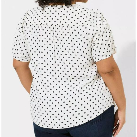 New Torrid Womens 2X Top Harper Georgette V-Neck Ruched Blouse Polka Dot - Picture 2 of 7